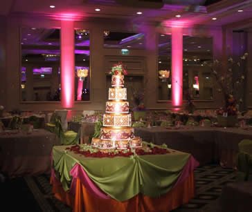 AmbientUp-LightingandWeddingEventLightingDesignfromEdgeSightandSoundTulsaandWichitawithcakel